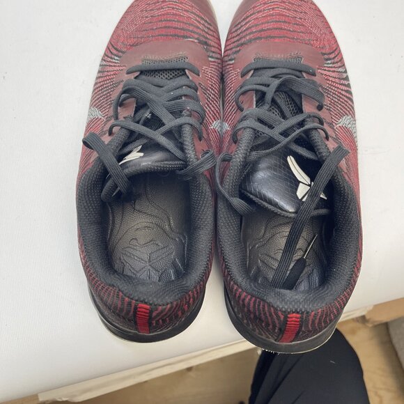 Nike Kobe KB Mentality 2 Red Black Basketball Shoes 818952-002 Men’s Size 8 US - Picture 10 of 16